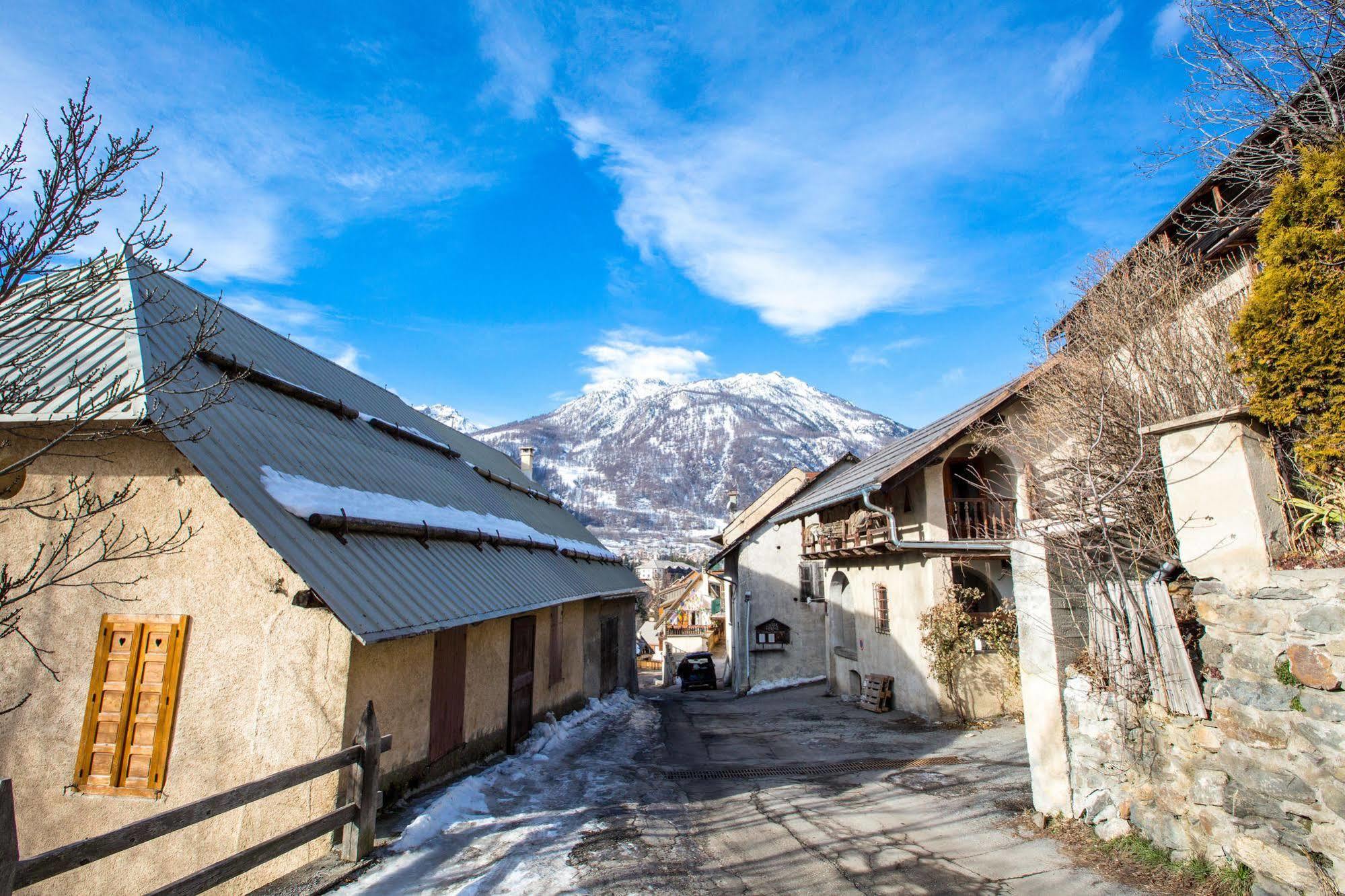 Langley Hotel La Vieille Ferme La Salle-les-Alpes Bagian luar foto