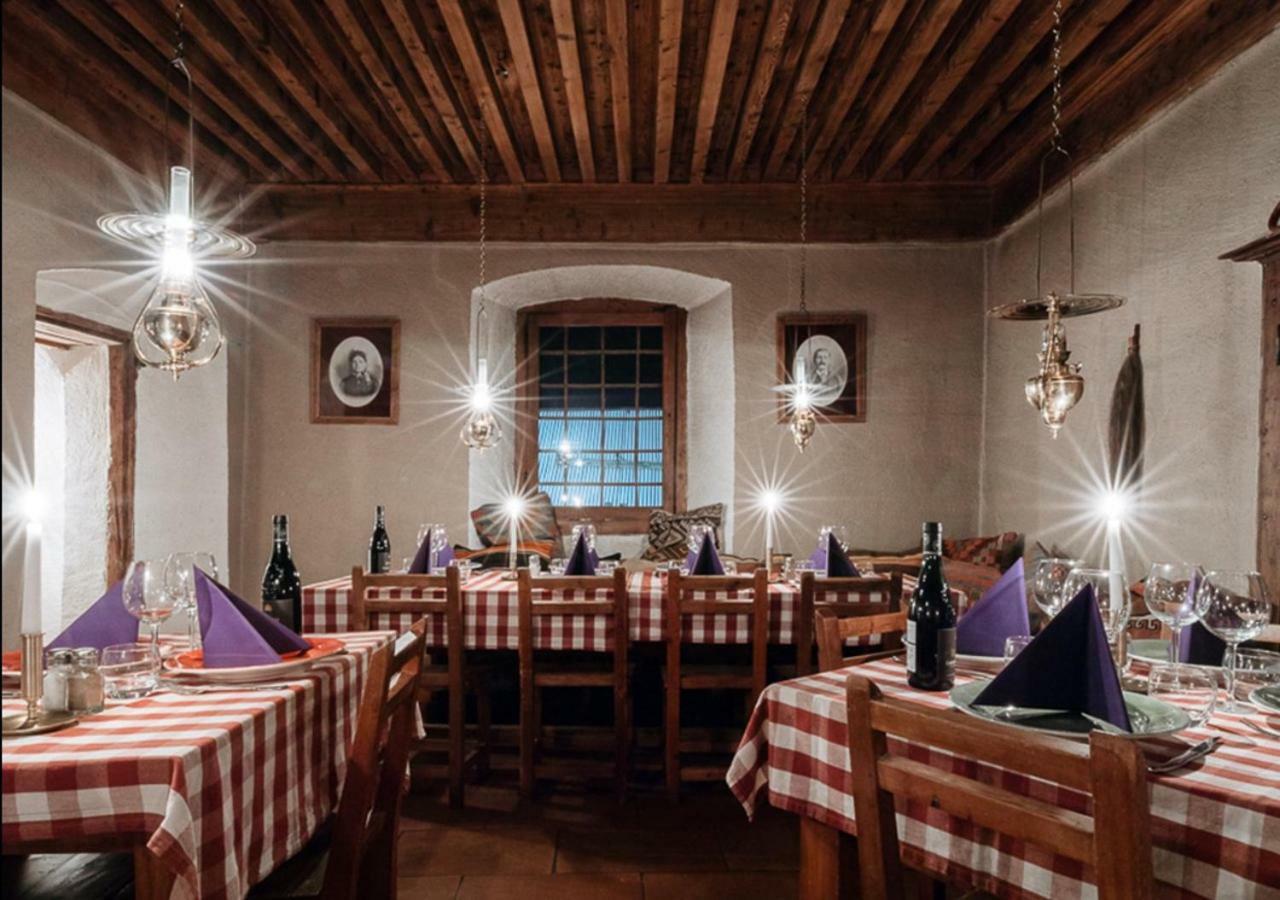 Langley Hotel La Vieille Ferme La Salle-les-Alpes Bagian luar foto